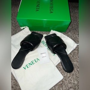 Quilted Embossed Lagoon Nappa Slippers